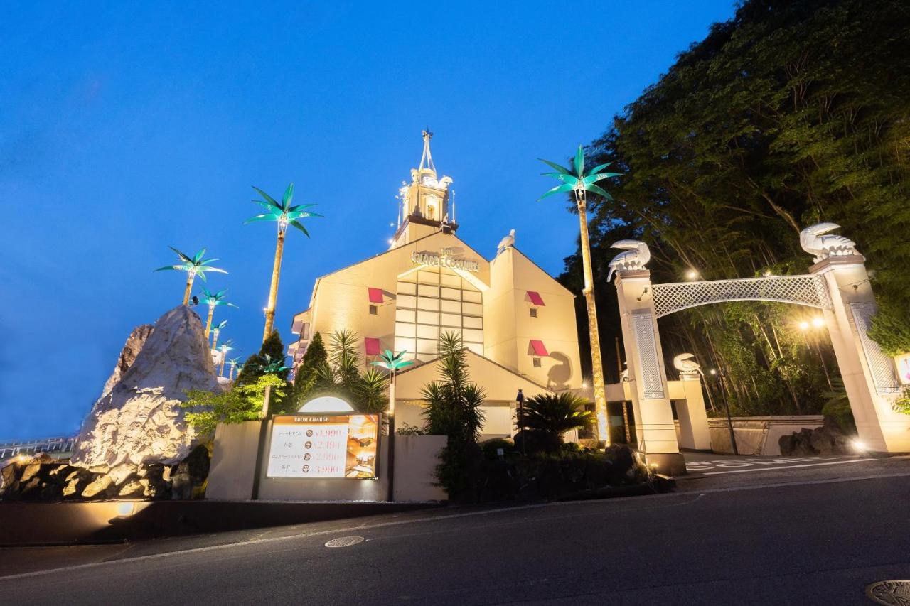 מלון Chapel Coconuts Kameyama (Adults Only) מראה חיצוני תמונה